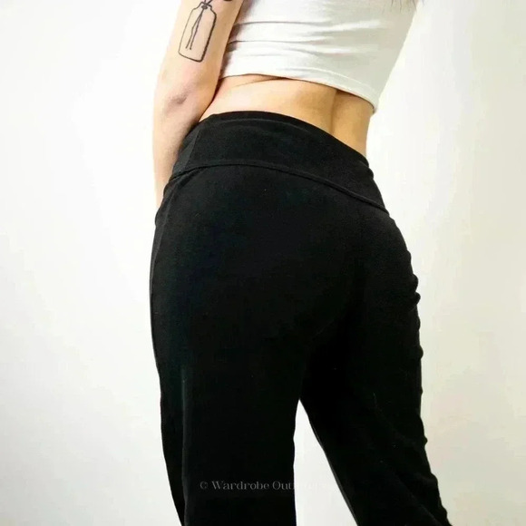 Vintage Y2K Low Rise Black Sweatpant Joggers by 32 Degrees Heat - Picture 5 of 8